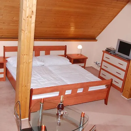 Apartmany Chodov Prague Room photo